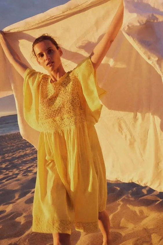 VESTIDO MIDI BORDADOS