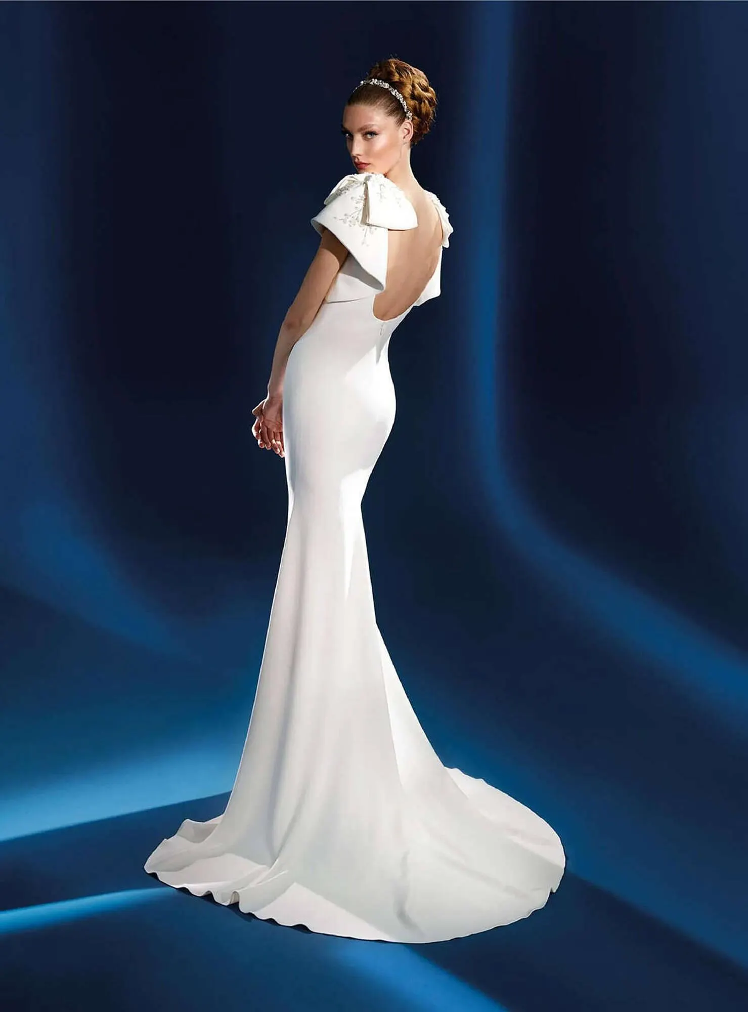 Catálogo de Folleto Pronovias 20 de abril al 5 de abril 2024 - Página 16