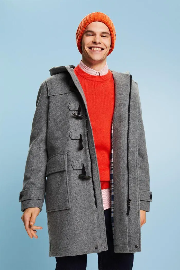 Trenca confeccionada en una mezcla de lana