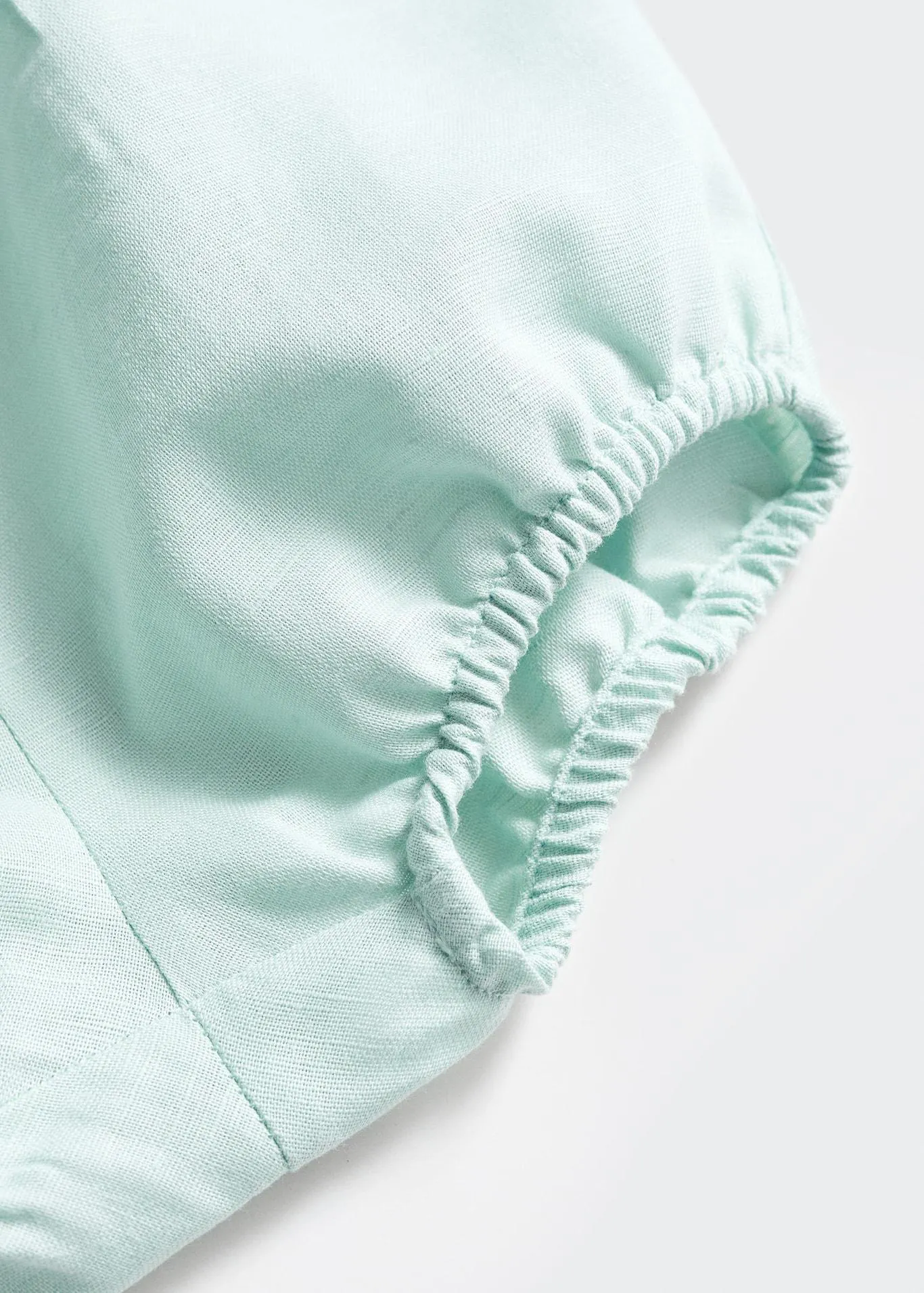 Bermudas lino tirantes