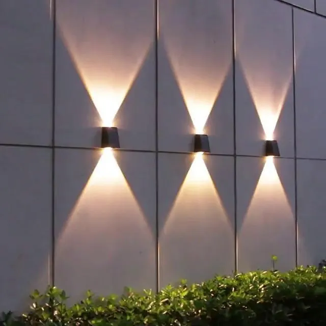 Luz solar de pared para exteriores de alto brillo, luces impermeables para decoración de jardín, patio trasero, decoración del hogar, lámparas de pared led solares