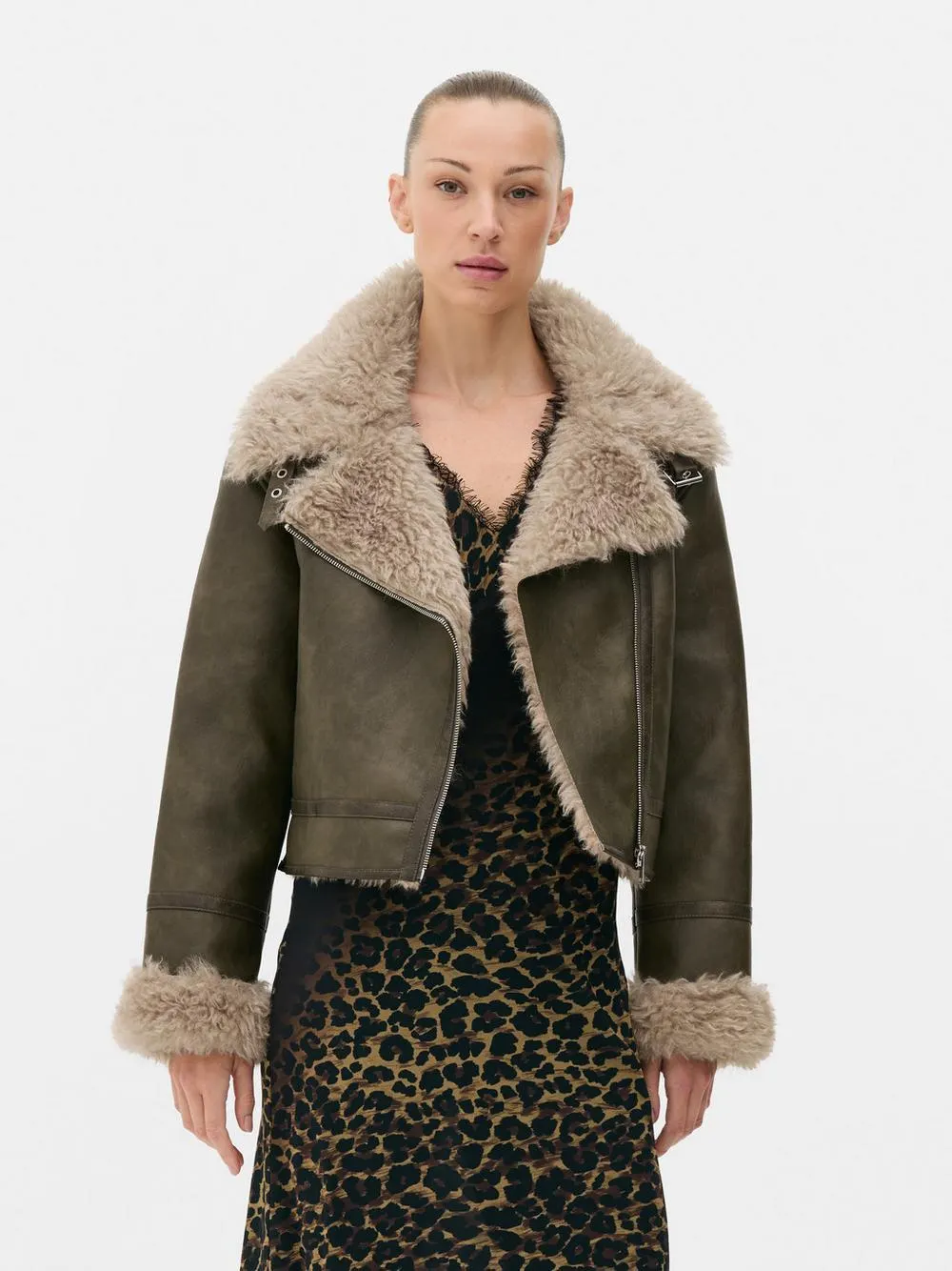 Chaqueta de aviador de PU de Rita Ora