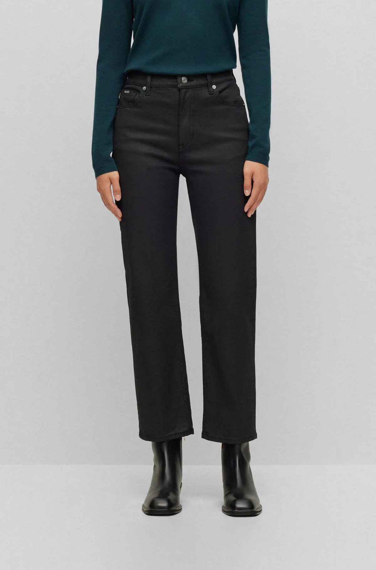 Vaqueros de talle alto de denim negro revestido