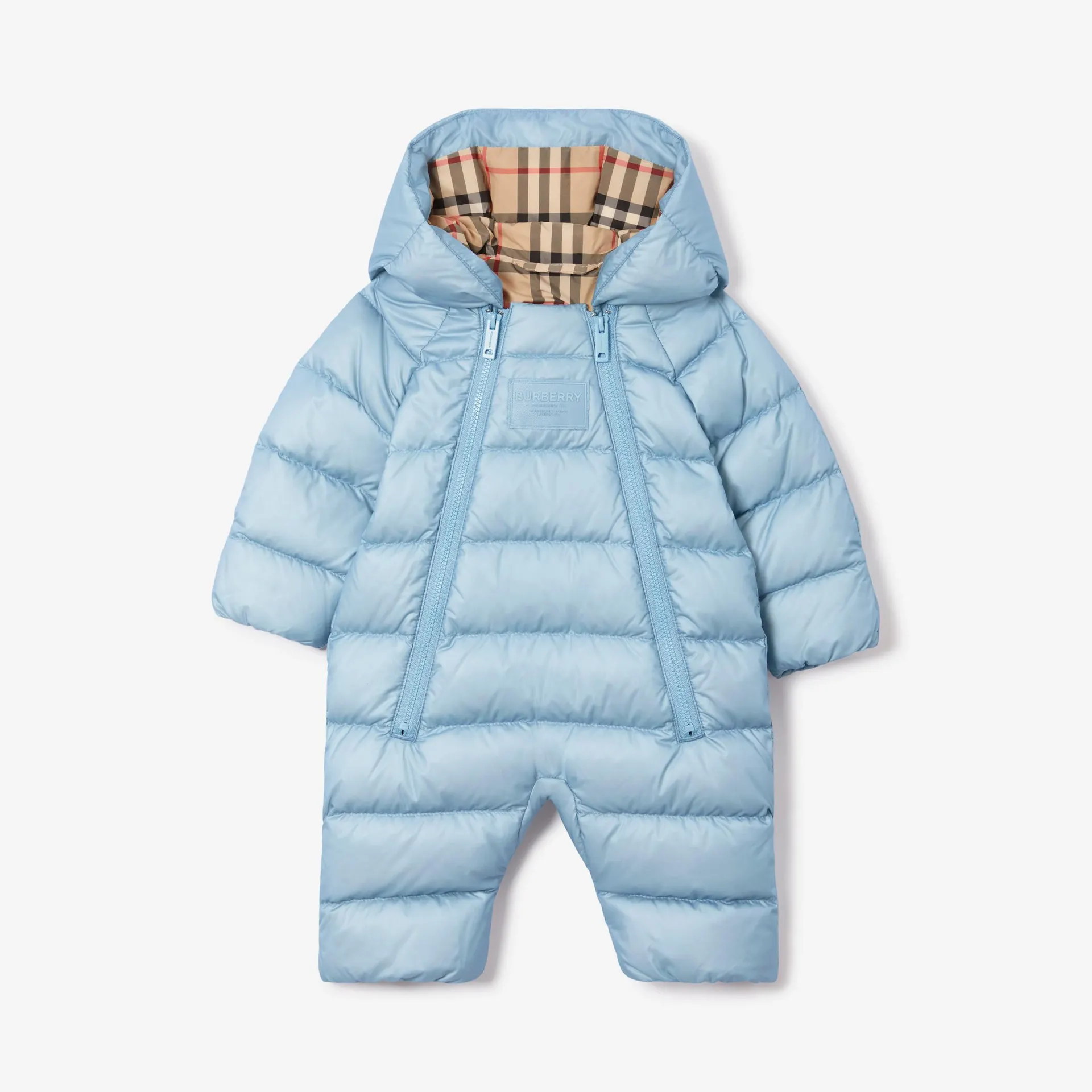 Buzo en nailon con capucha