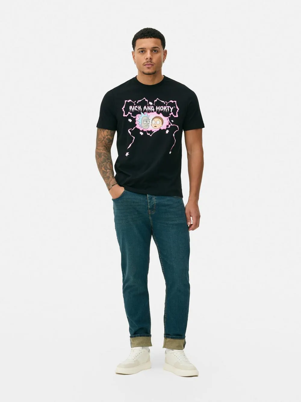 Una camiseta de manga corta de Rick y Morty