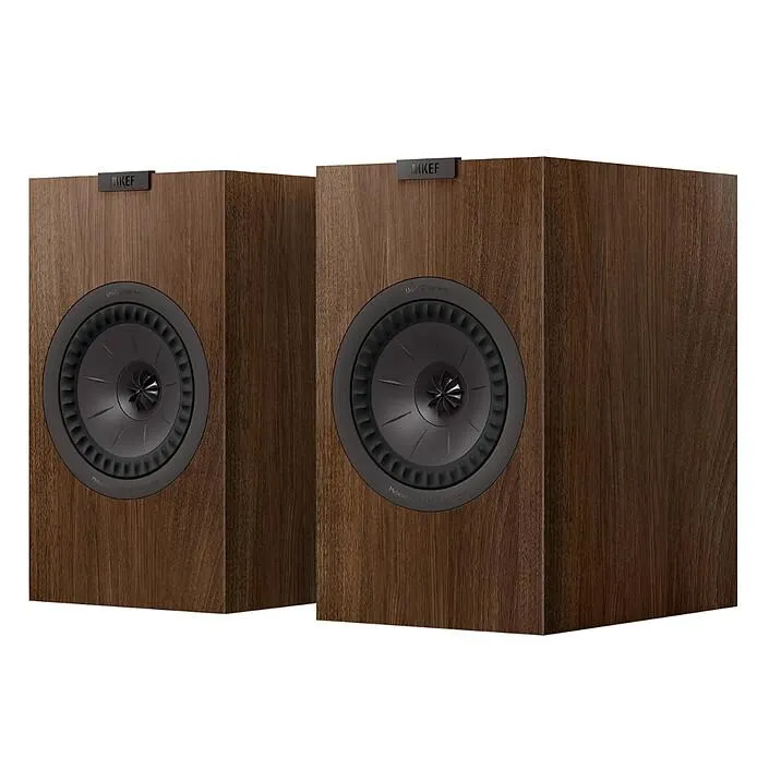 KEF Q3 Meta Nogal