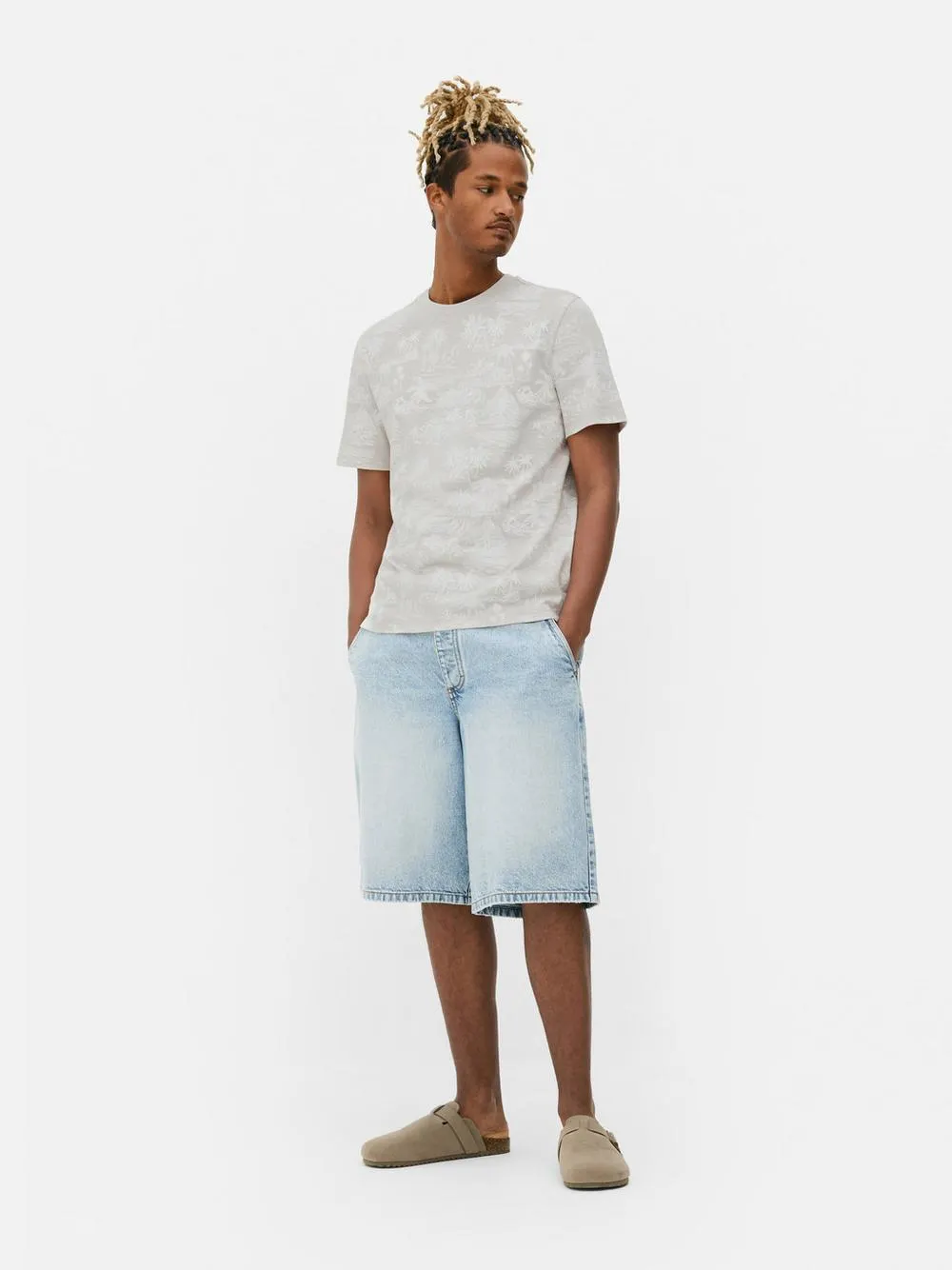 Camiseta con palmeras