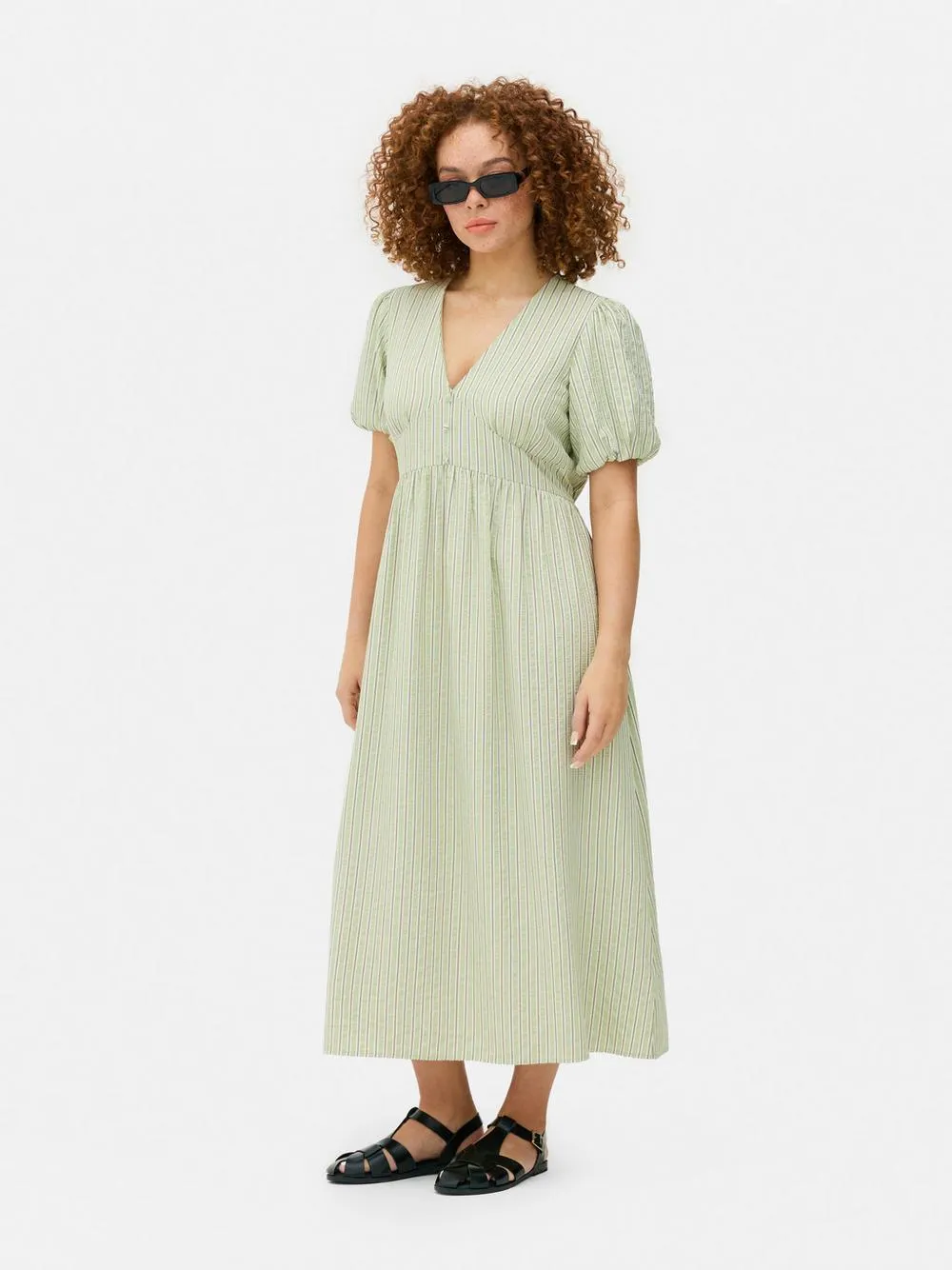 Strukturiertes Midikleid mit Knopfleiste