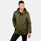 Chaqueta de hombre acolchada con capucha