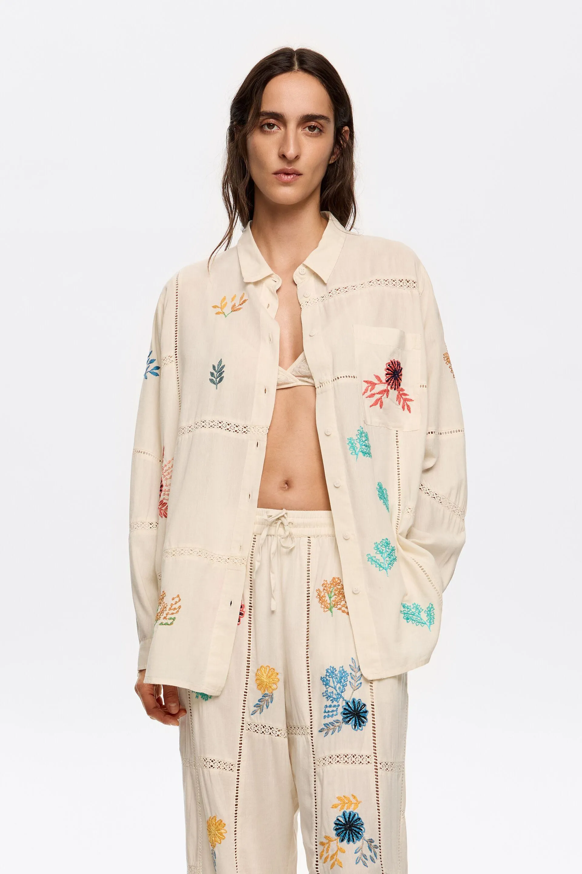 Camisa bodoques a contraste blanco roto