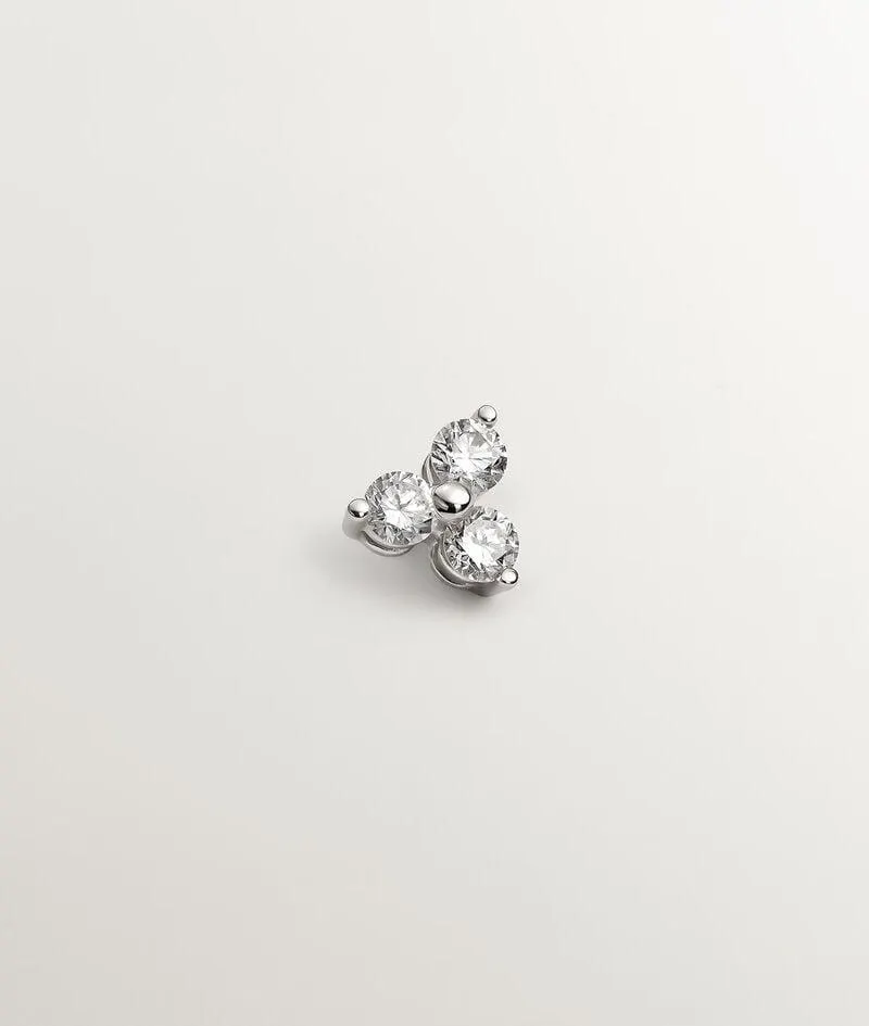 Pendiente individual de oro blanco de 18K con trébol de diamantes
