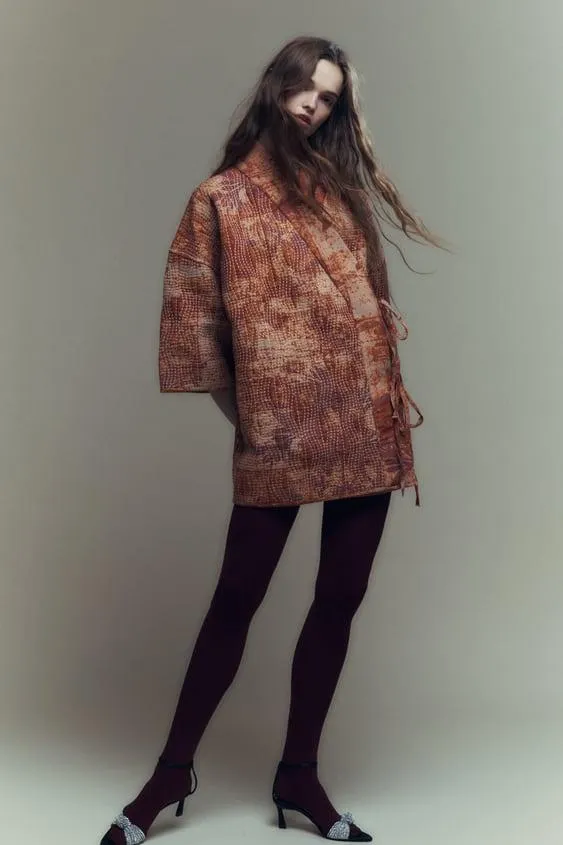 KIMONO ACOLCHADO ESTAMPADO