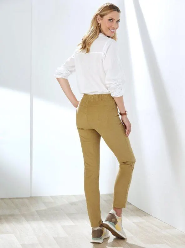 Pantalón tregging de pana elástica