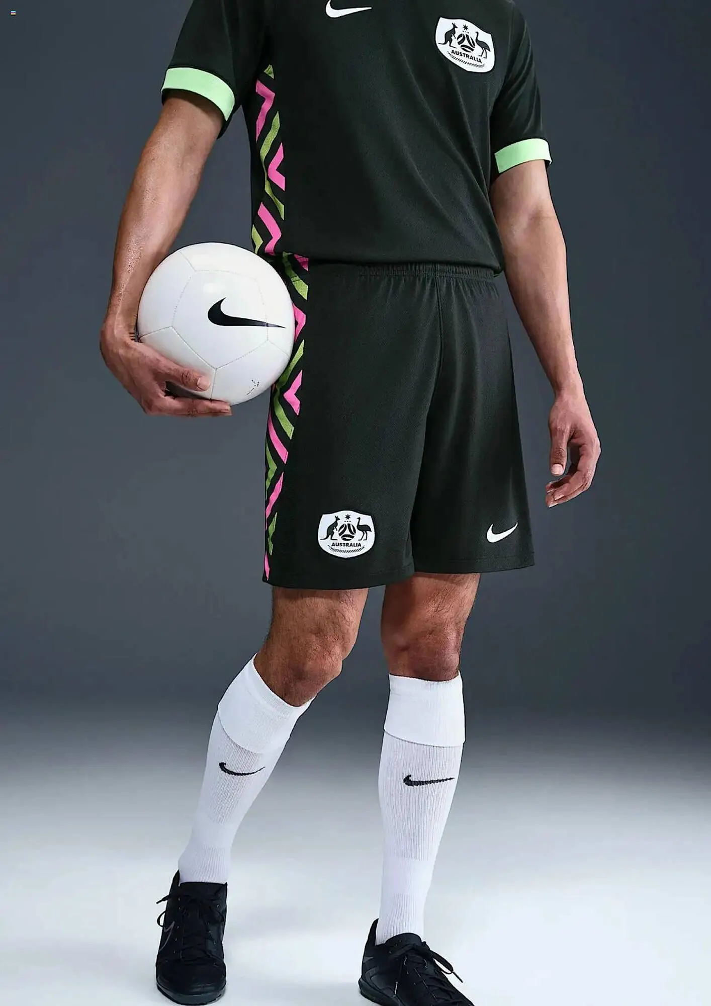 Nike Prospekt von 1. März bis 31. März 2025 - Prospekt seite 10