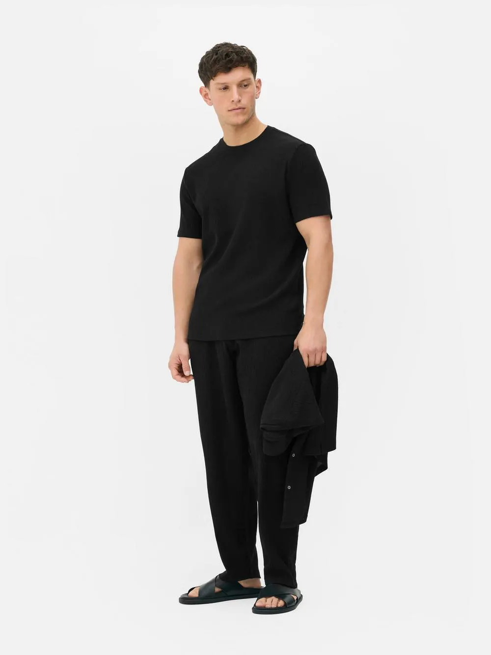 Camiseta con textura fruncida de Kem