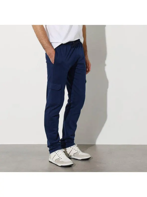 Pantalones cargo de polar con parte inferior recta