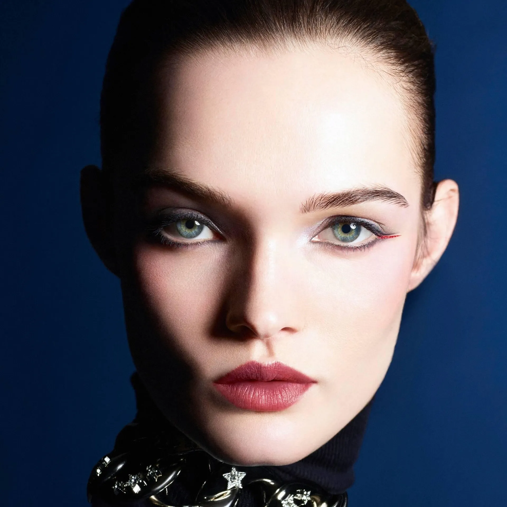 Catálogo de Folleto Chanel 9 de noviembre al 22 de noviembre 2025 - Página 2