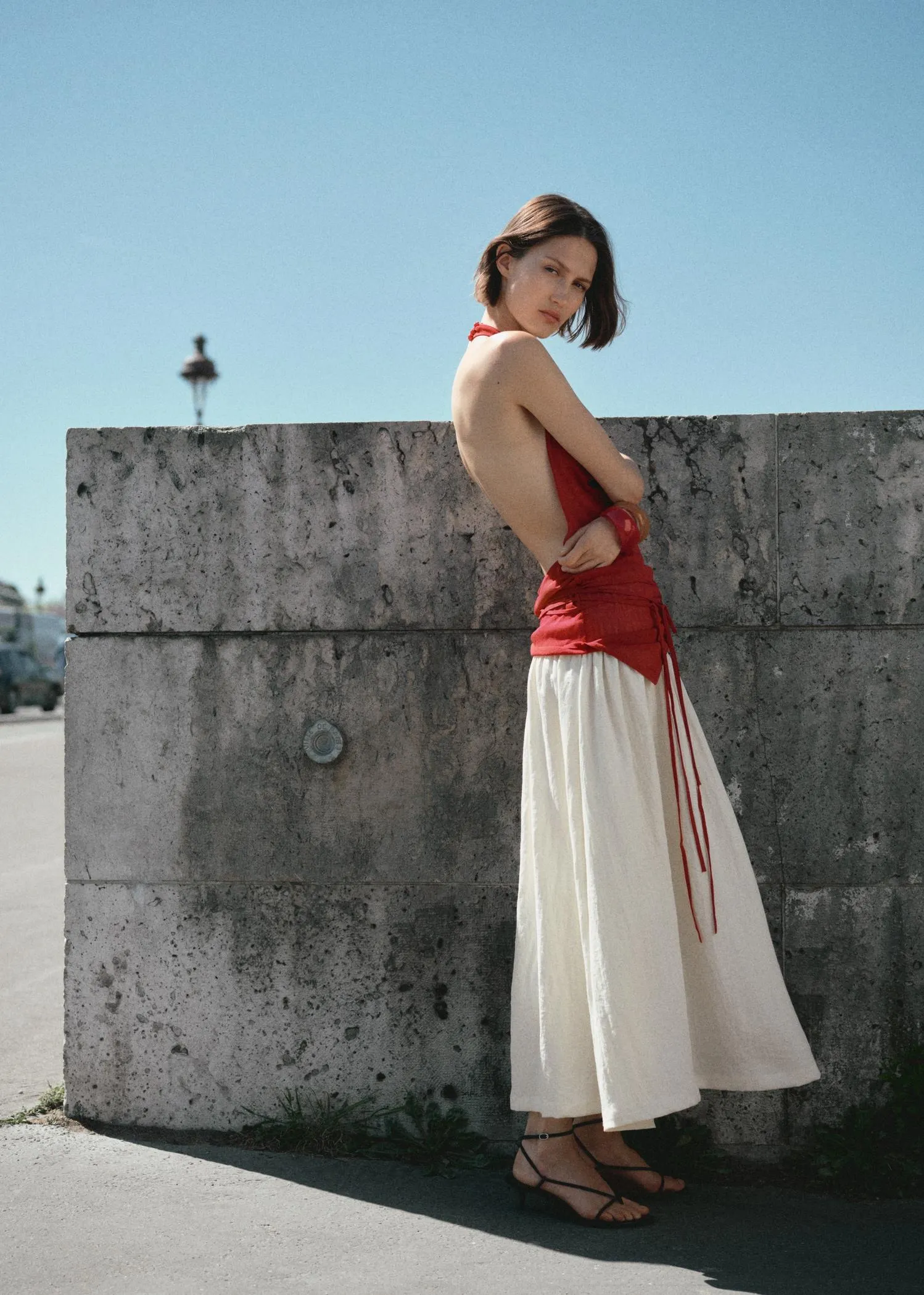 Sandalia tiras finas tacón