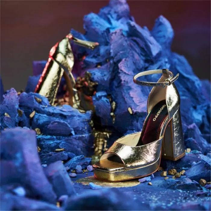 Blunt women's platinum sandals with wide heels and platforms