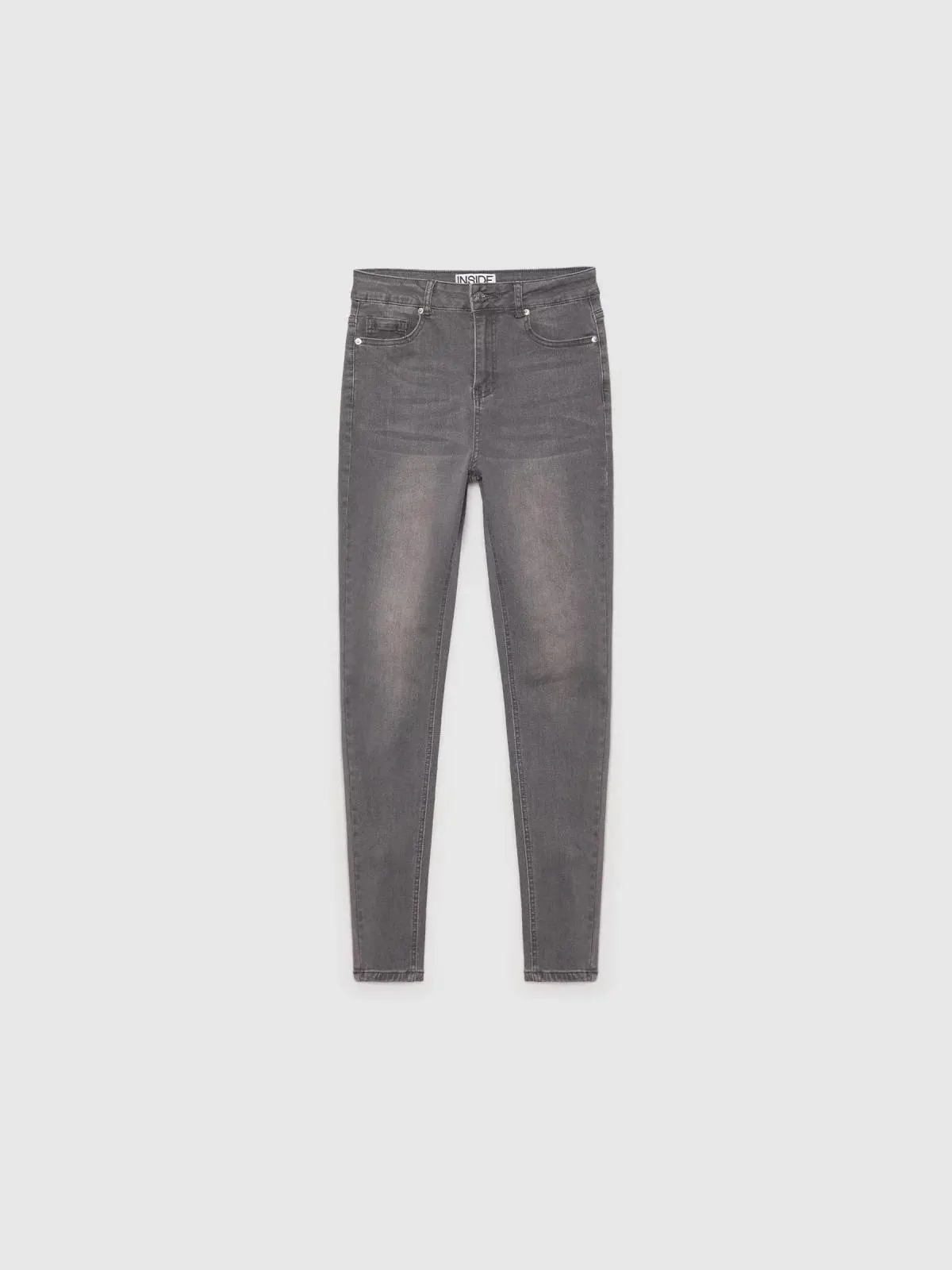 Jeans tiro medio gris desgastados