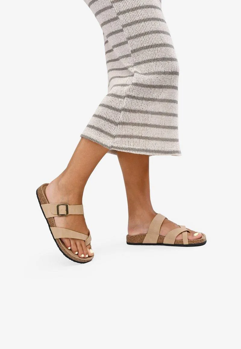 Sandalias de dedo - arena