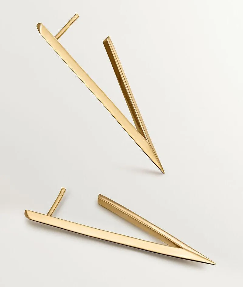 Pendientes grandes triangulares de plata 925 bañada en oro amarillo de 18K