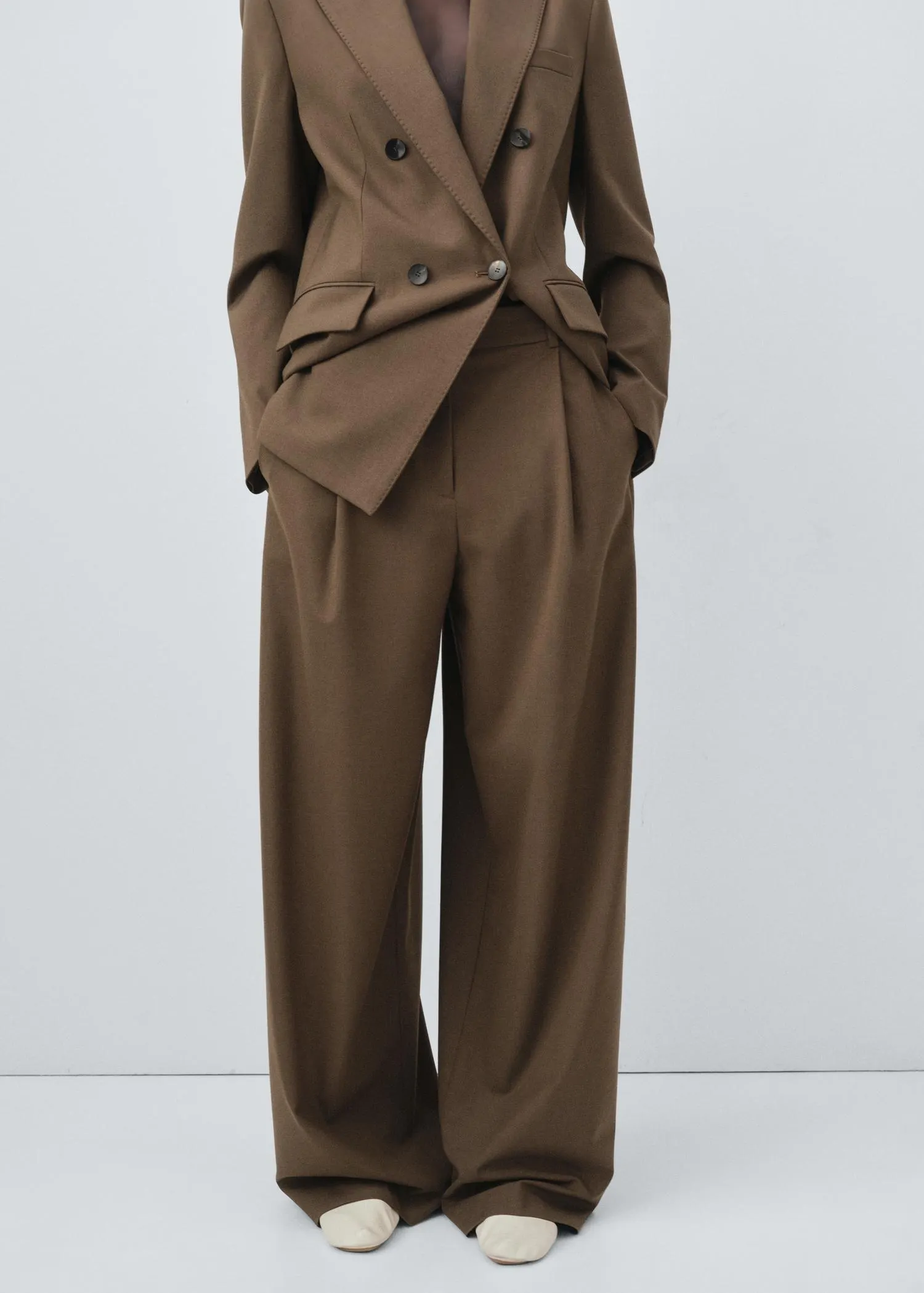 Pantalón traje recto pinzas