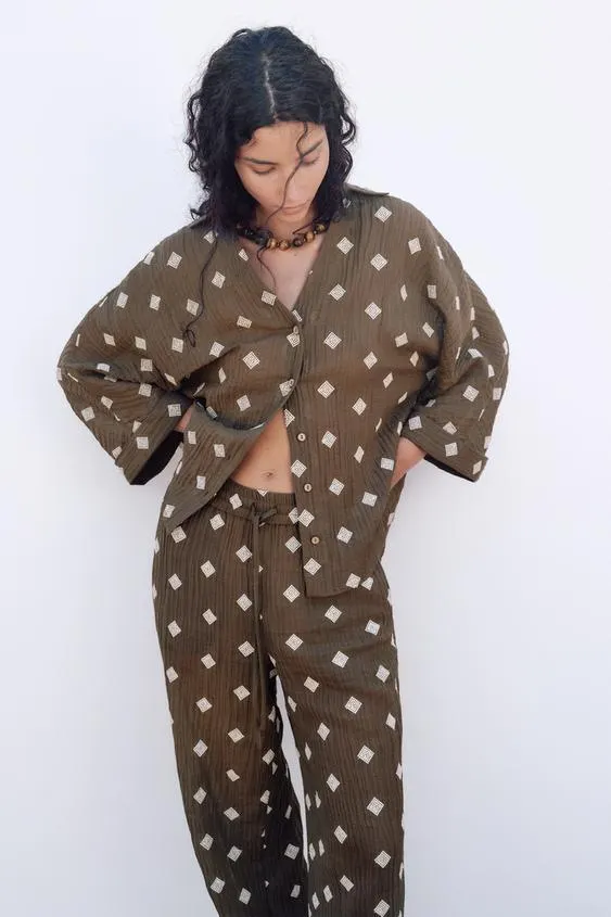 CAMISA BORDADOS MANGA VUELTA