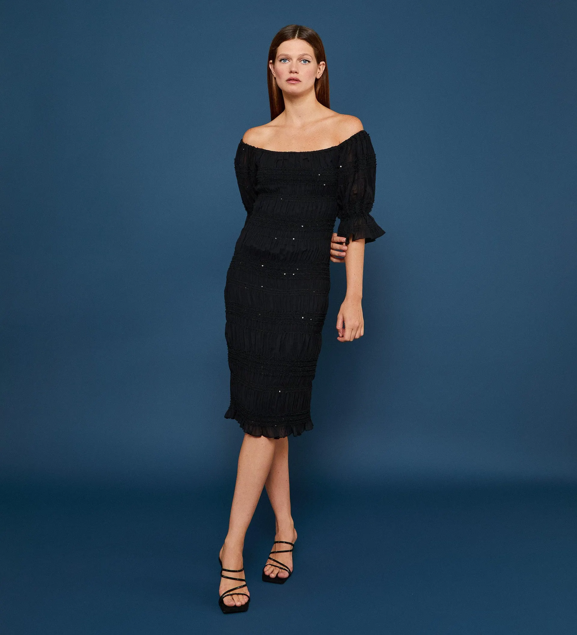 Vestido fruncido corto