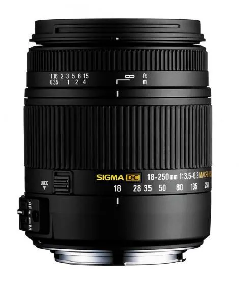 Sigma 18-250mm f3.5-6.3 DC HSM Macro