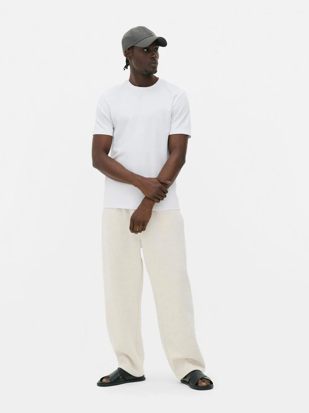 Camiseta de manga corta y corte entallado