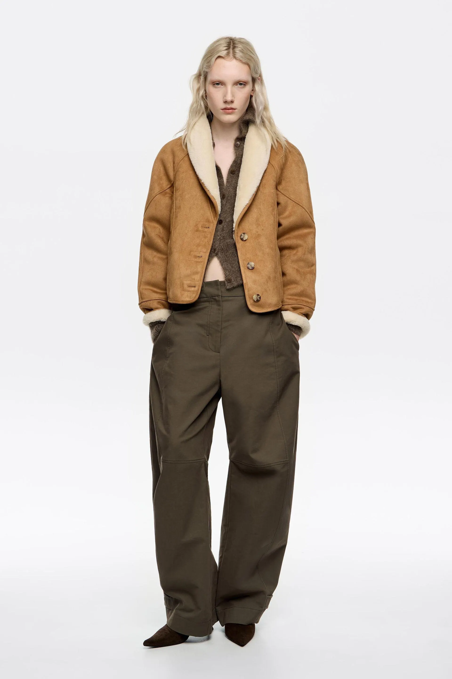 Cazadora serraje pelo interior camel