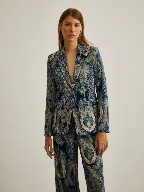 Blazer con estampado cornisa