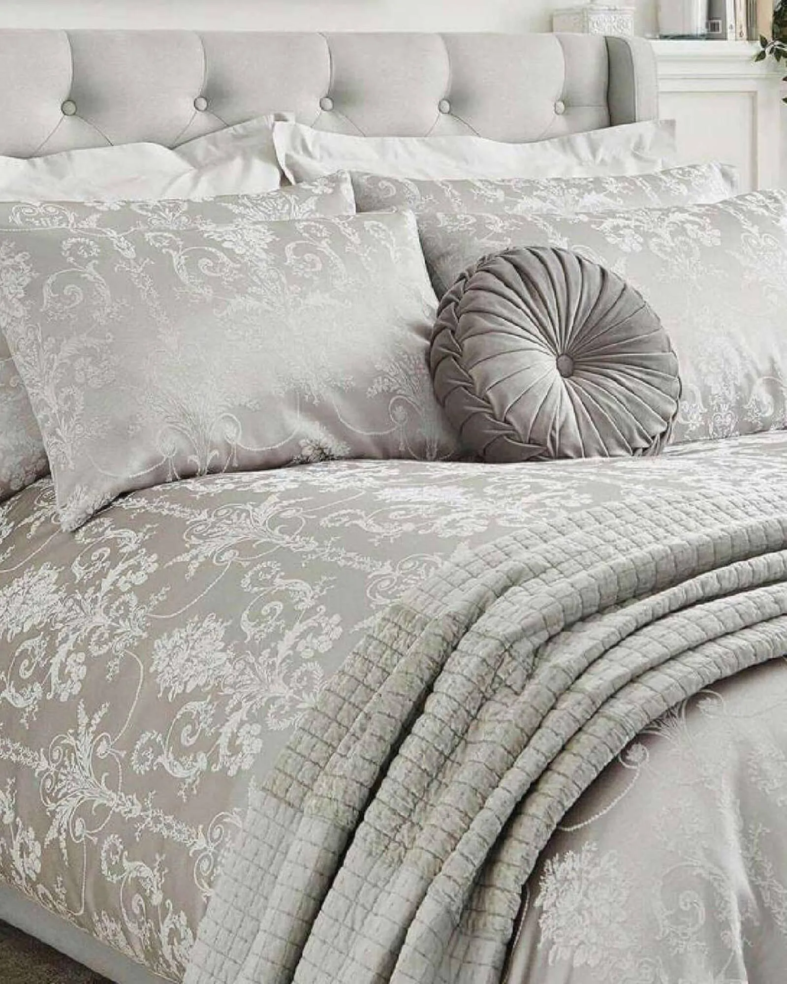 Catálogo de Folleto Laura Ashley 2 de marzo al 1 de febrero 2024 - Página 24