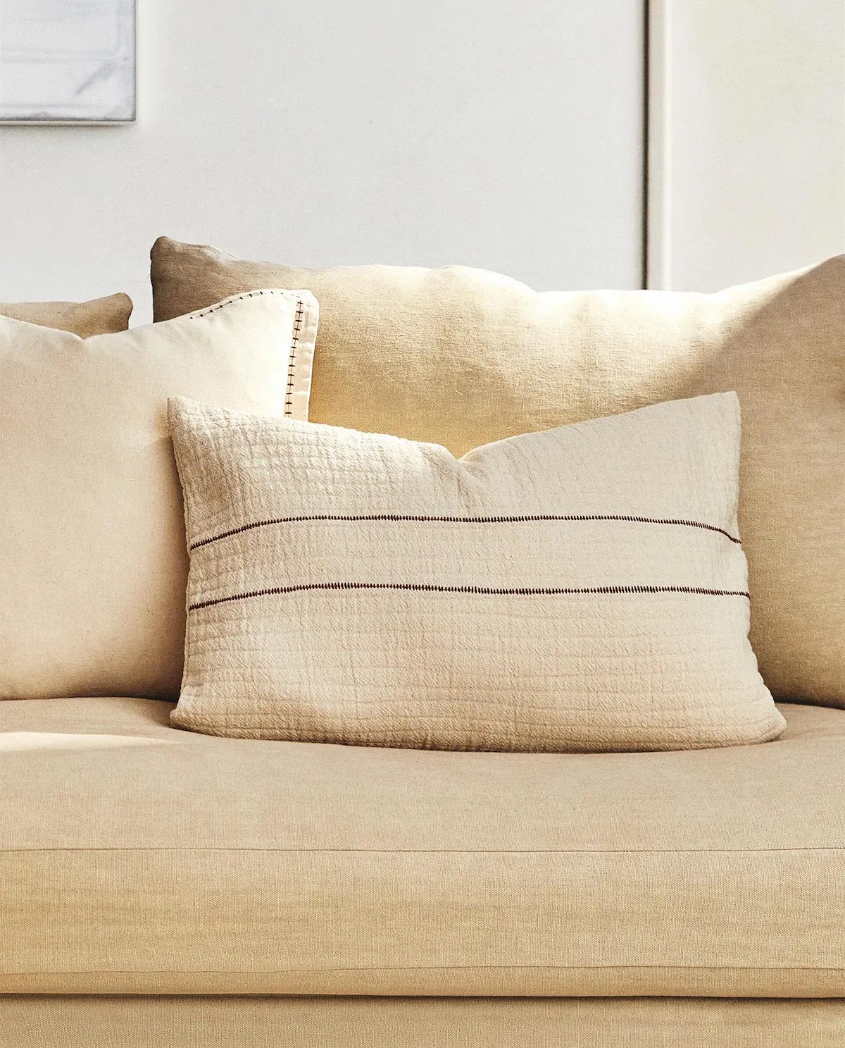 FUNDA DE COJÍN LÍNEAS