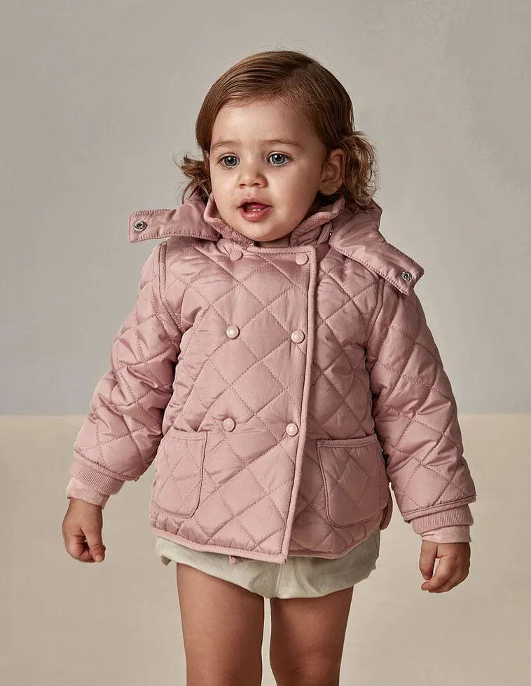 abrigo acolchado cruzado con cuello de pana