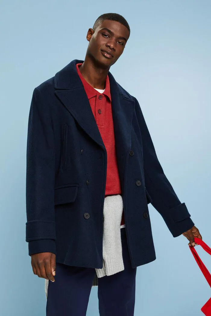 Chaquetón de lana con dos filas de botones