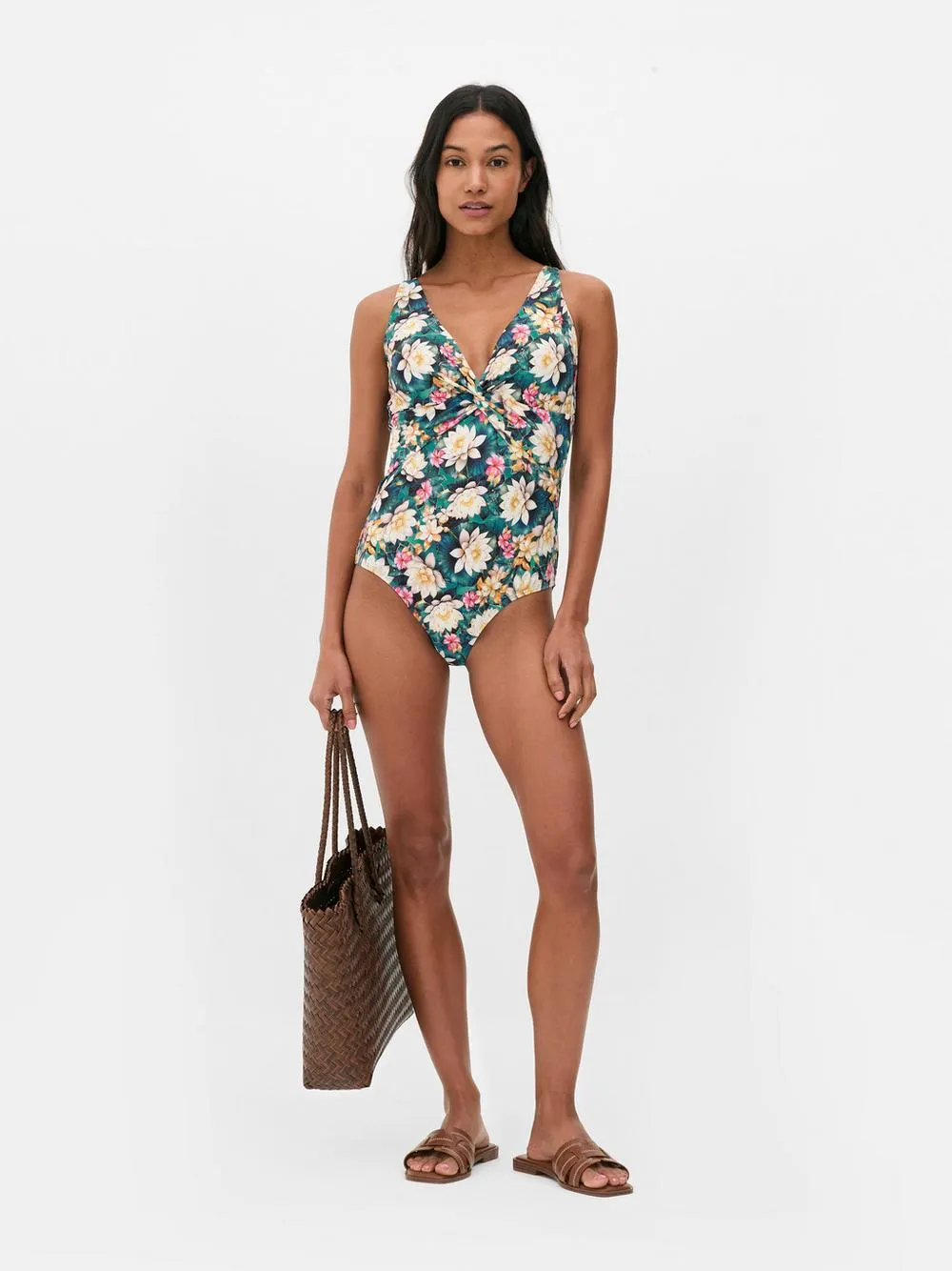 Bañador moldeador con detalle retorcido