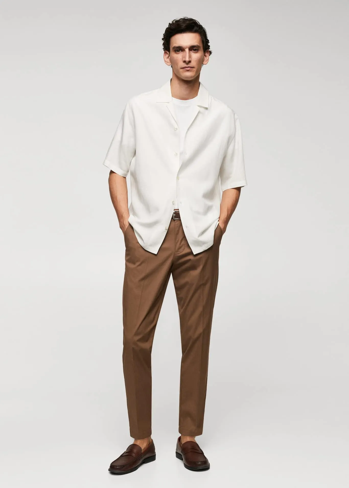 Pantalón slim fit algodón