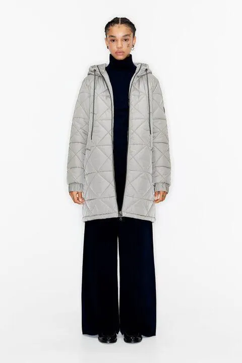Abrigo guateado gris
