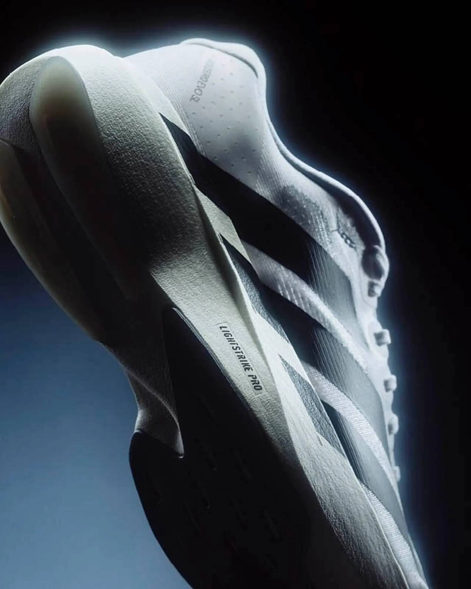 Catálogo de Folleto Foot Locker 20 de marzo al 10 de mayo 2025 - Página 4