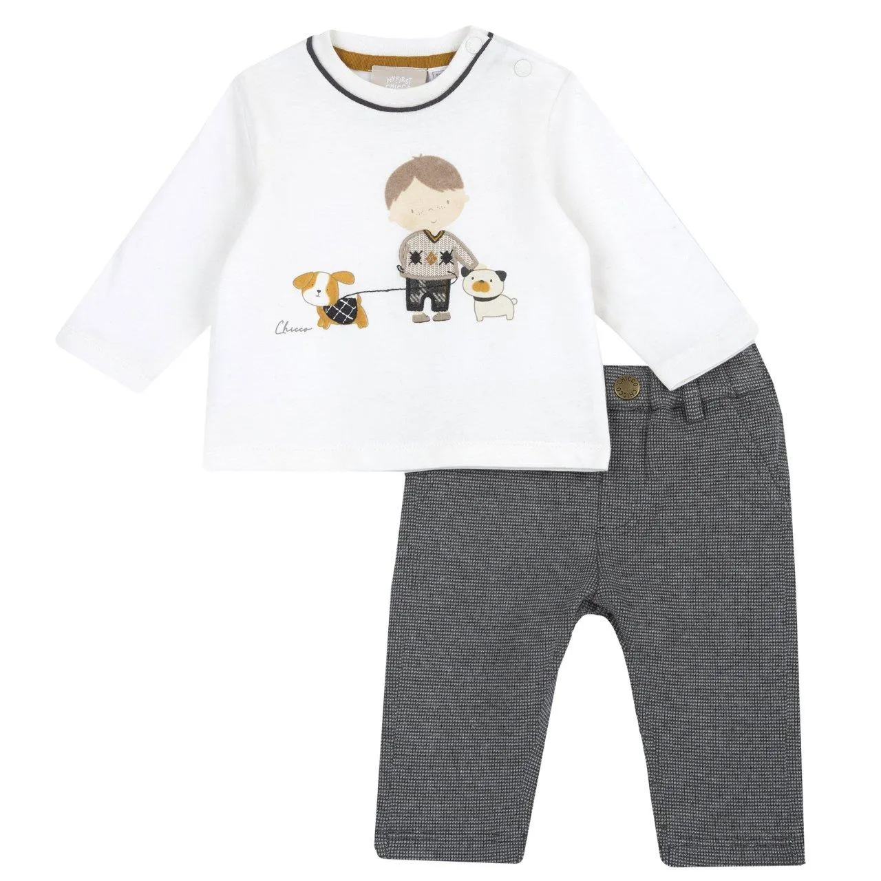 Conjunto de camiseta y pantalón clásico