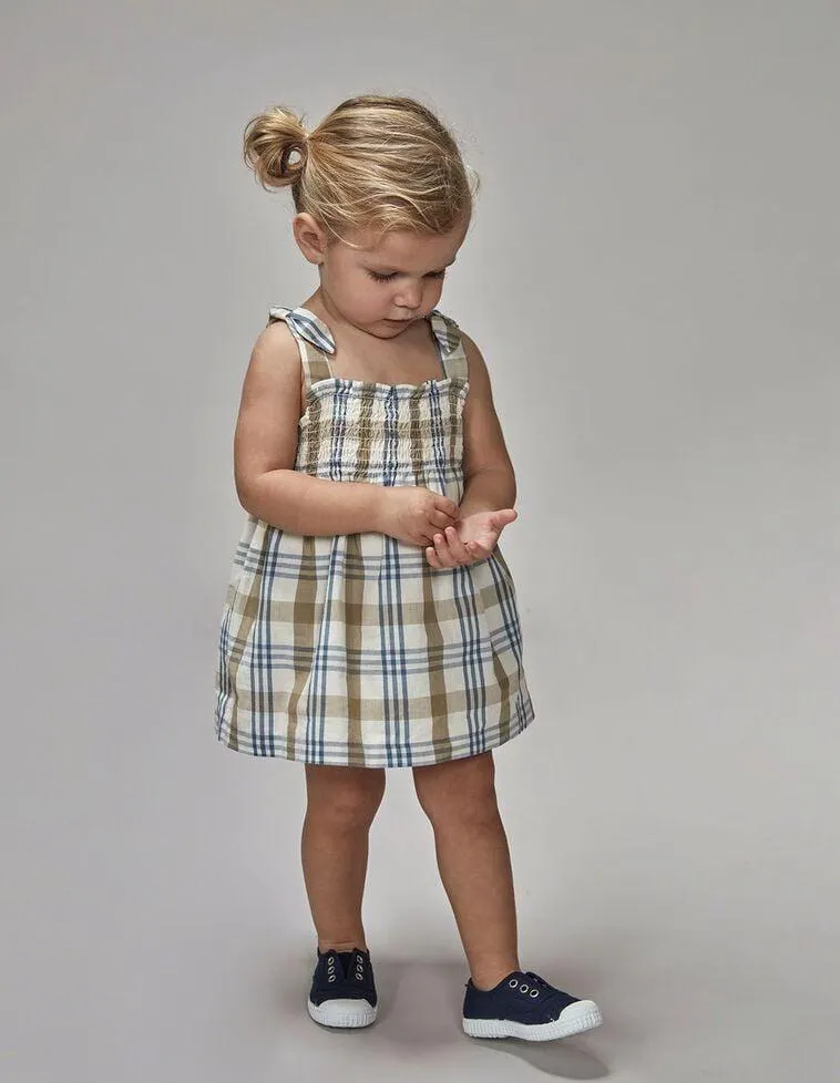 Vestido de cuadros de tirantes blanco