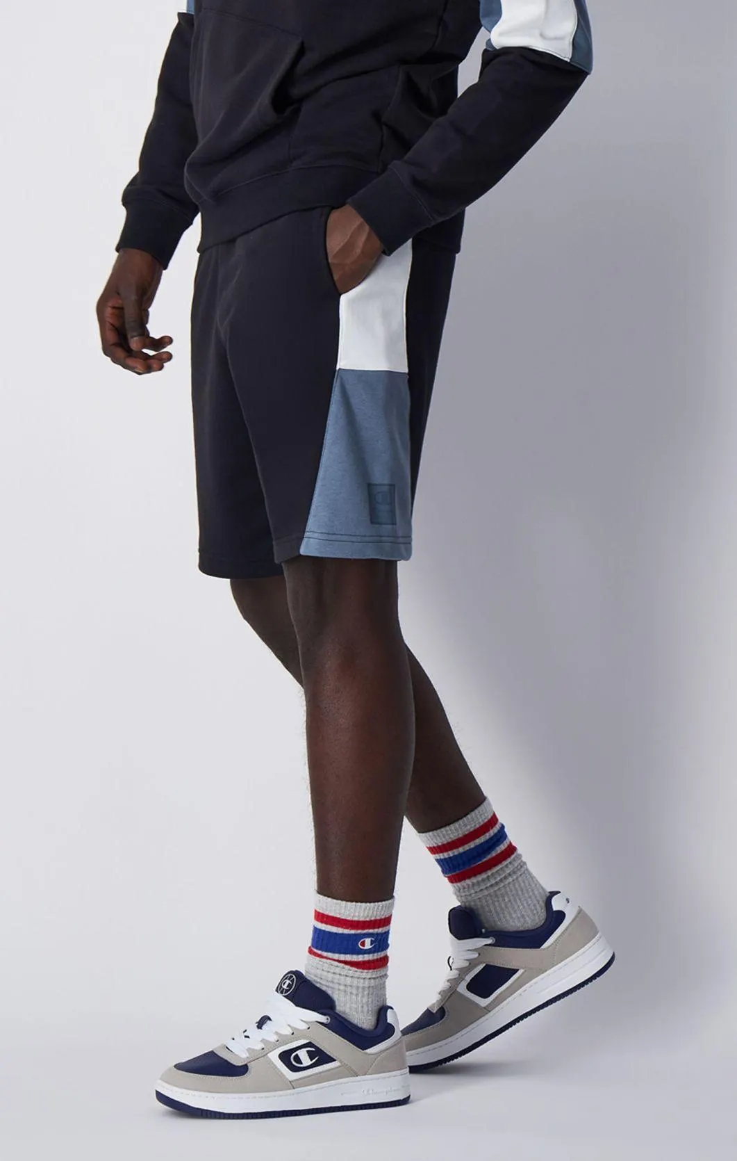 Shorts medios color block