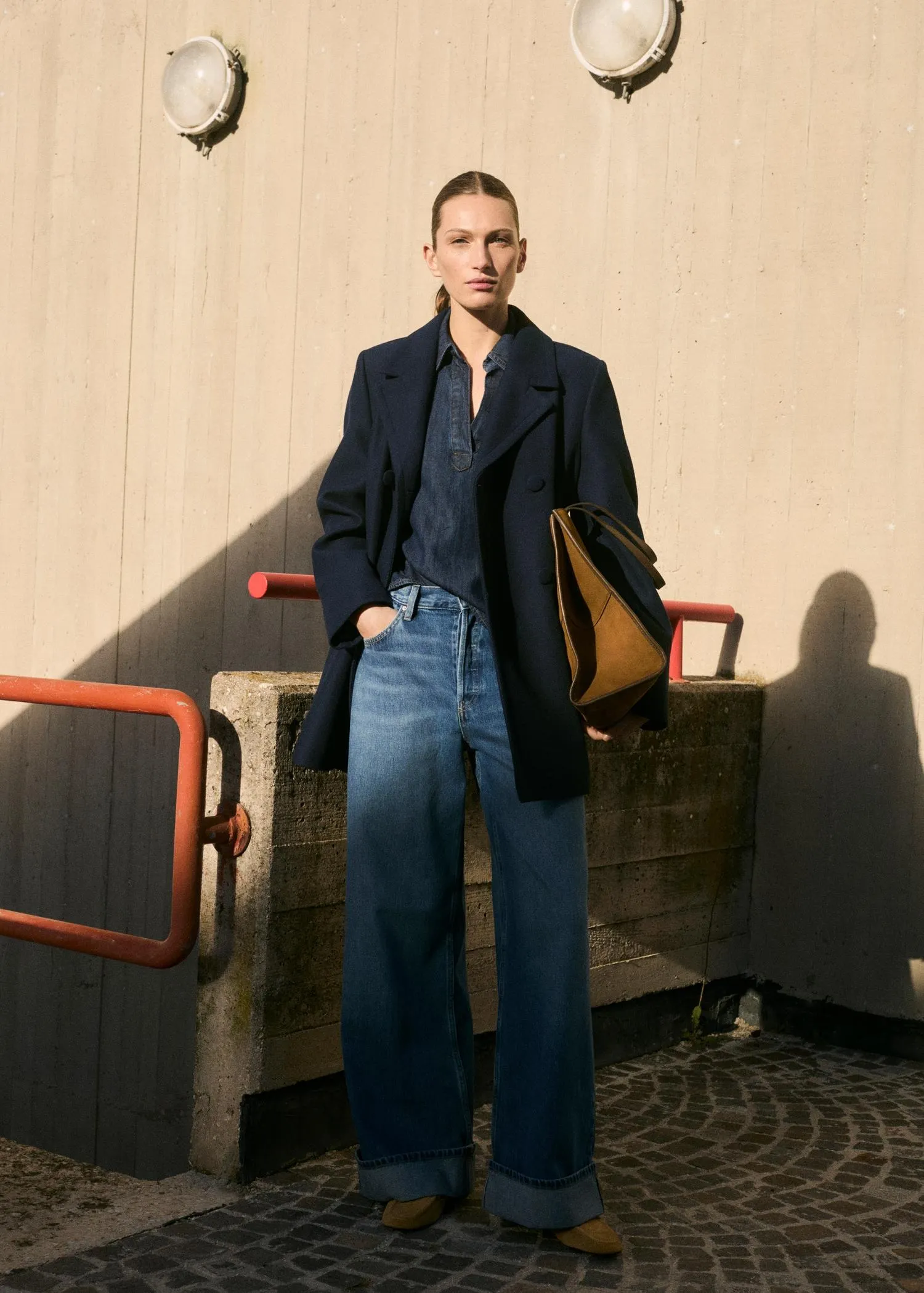 Abrigo solapas doble botonadura