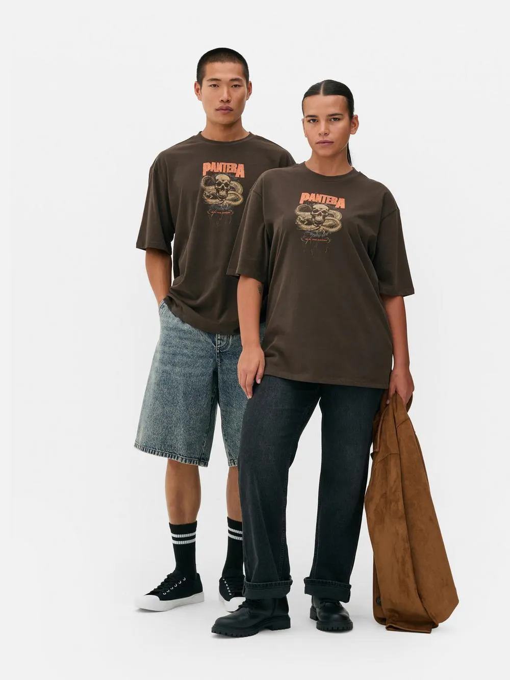 Camiseta de manga corta con gráfico de Pantera