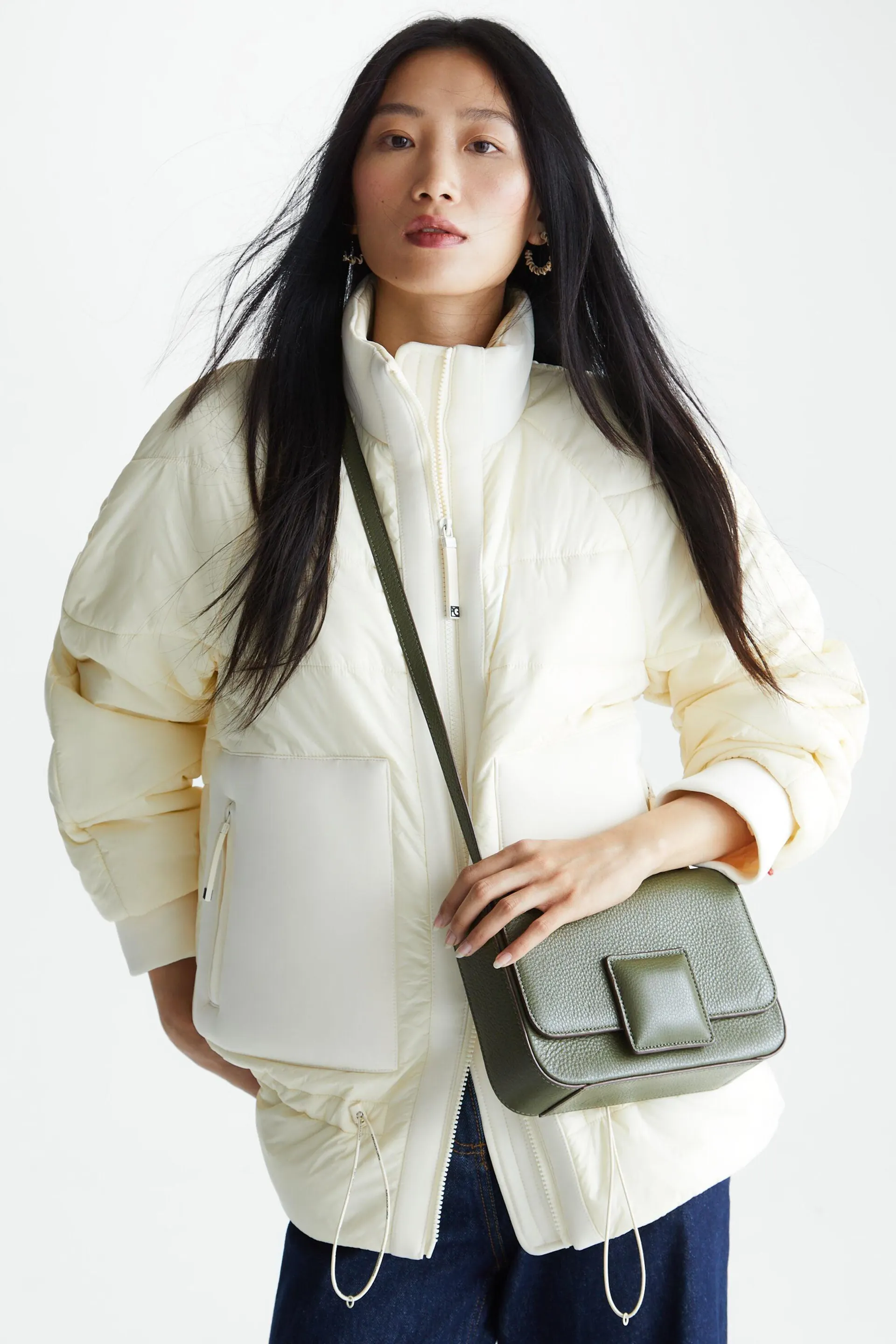 Chaquetón cocoon neopreno y nylon