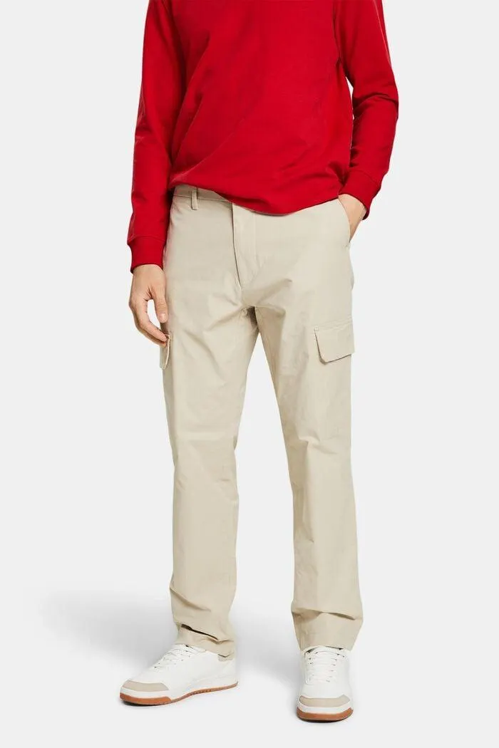 Pantalones cargo con perneras rectas