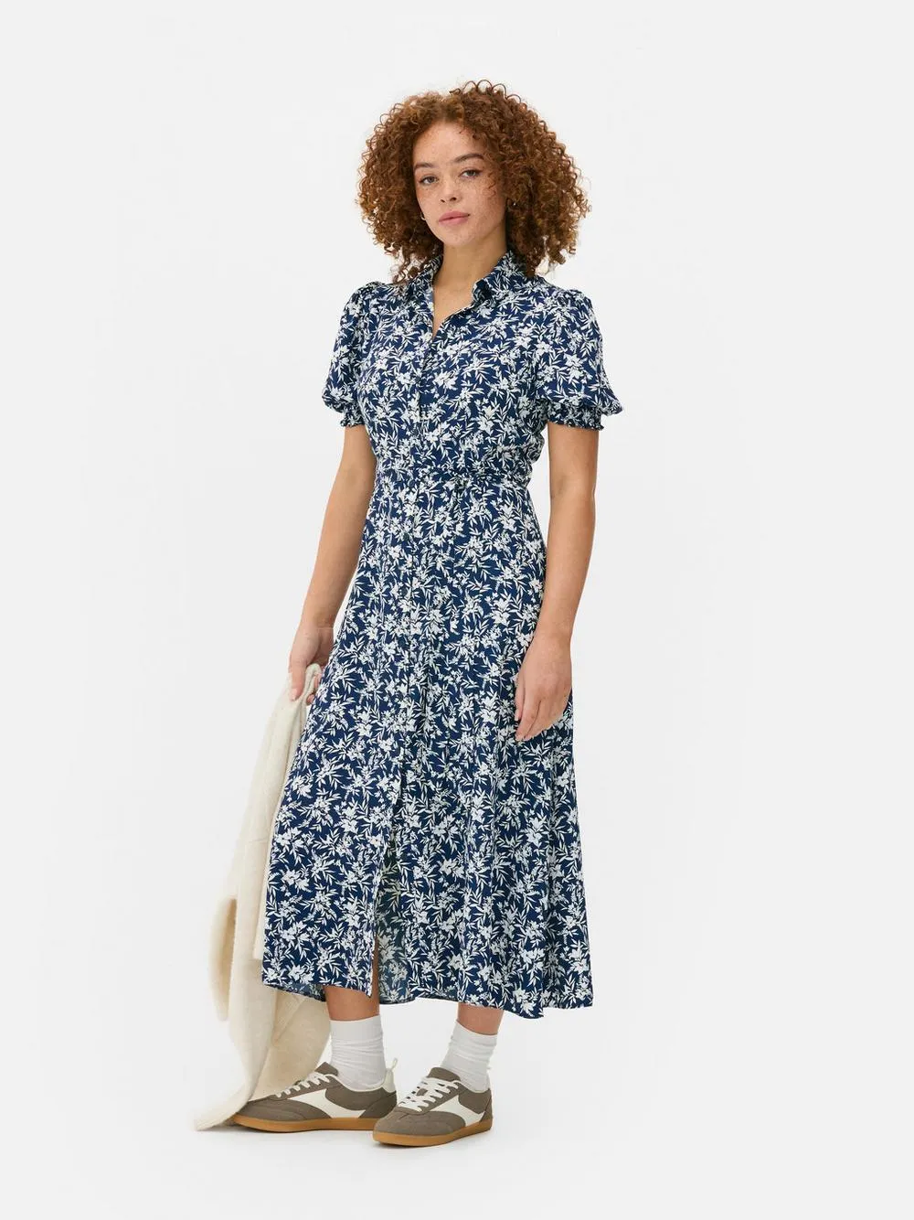 Midi-Blusenkleid mit Blumenmuster