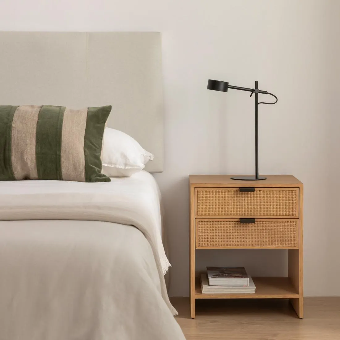 Mesita de noche roble 2 cajones